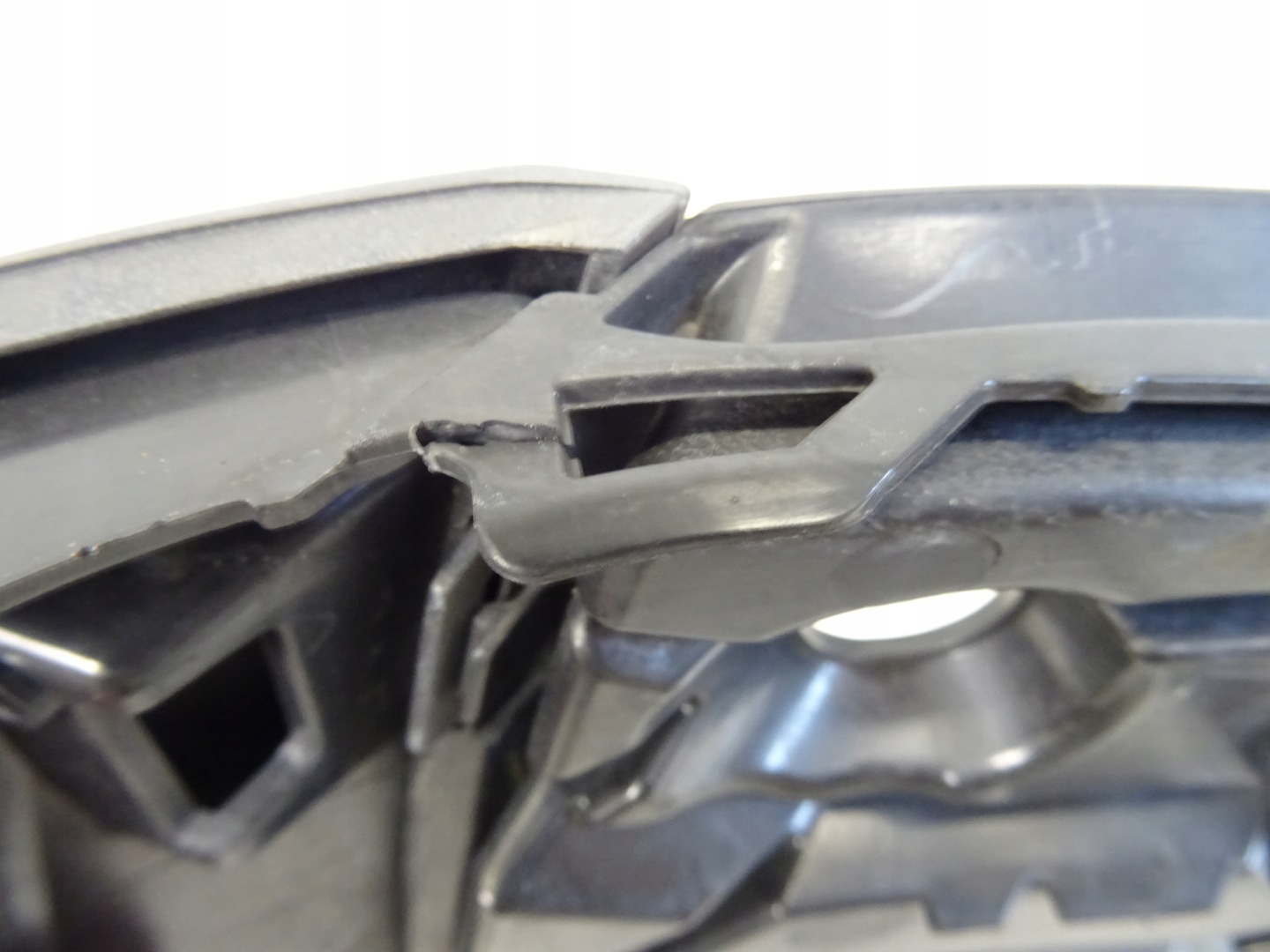 grid of a bumper front front left AUDI A3 S-LINE 8Y 8Y0807681B