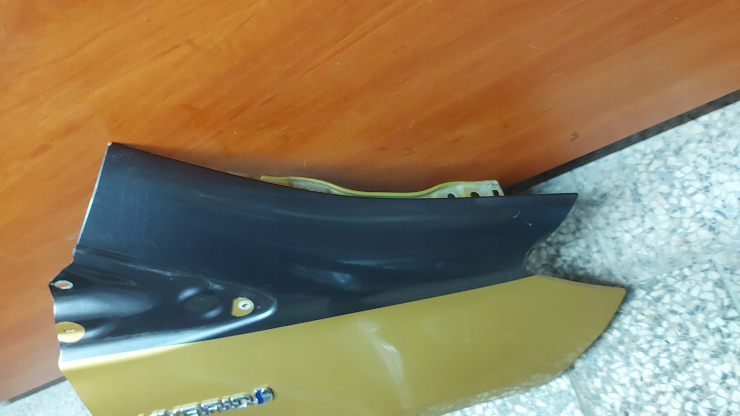 fender right front TOYOTA YARIS III 11