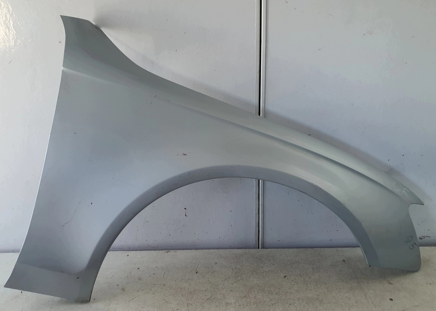 AUDI A4 B8 07-11 fender front right original