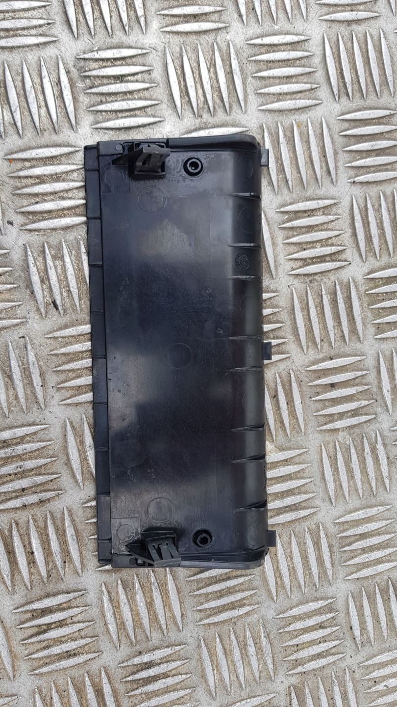 AUDI A4 B6 fedél fedél TUNELU OBD 8e0864147