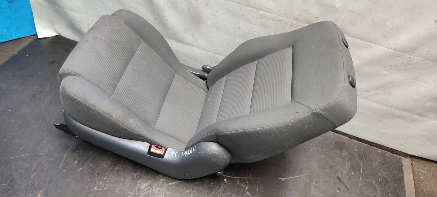 Sitz heck hinten rechts VW Sharan Lift 1,9 TDI