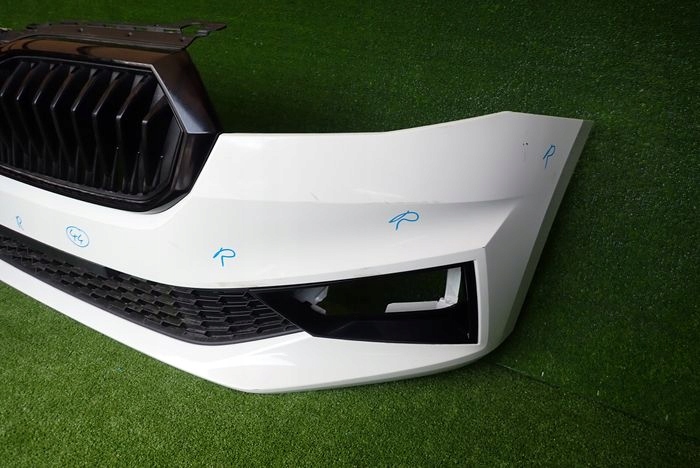 SKODA FABIA IV Paraurti anteriore Anteriore