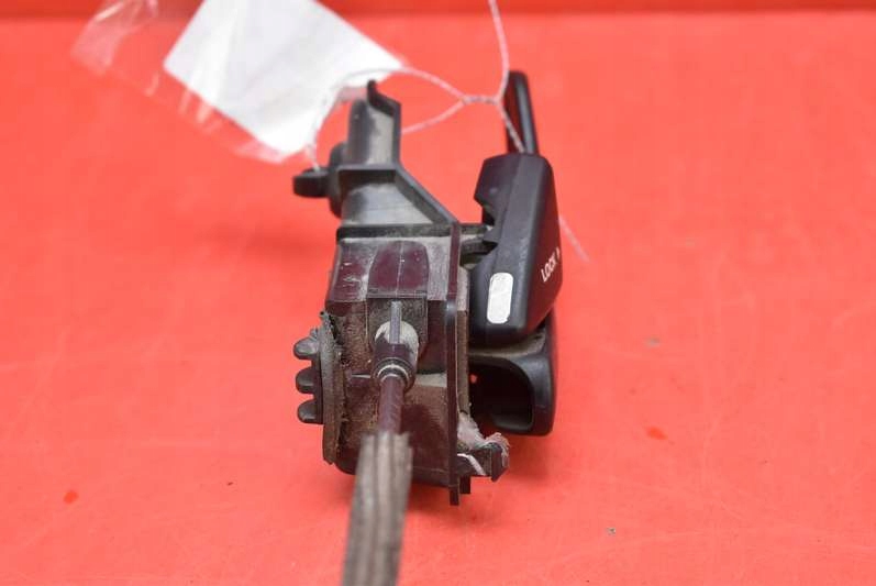 handle inner left front 7822615AL FORD MAVERICK 2 II 04-07