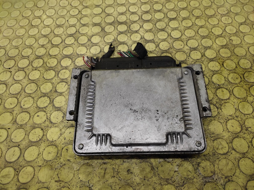 ALFA ROMEO 147 control unit of the engine 55198491