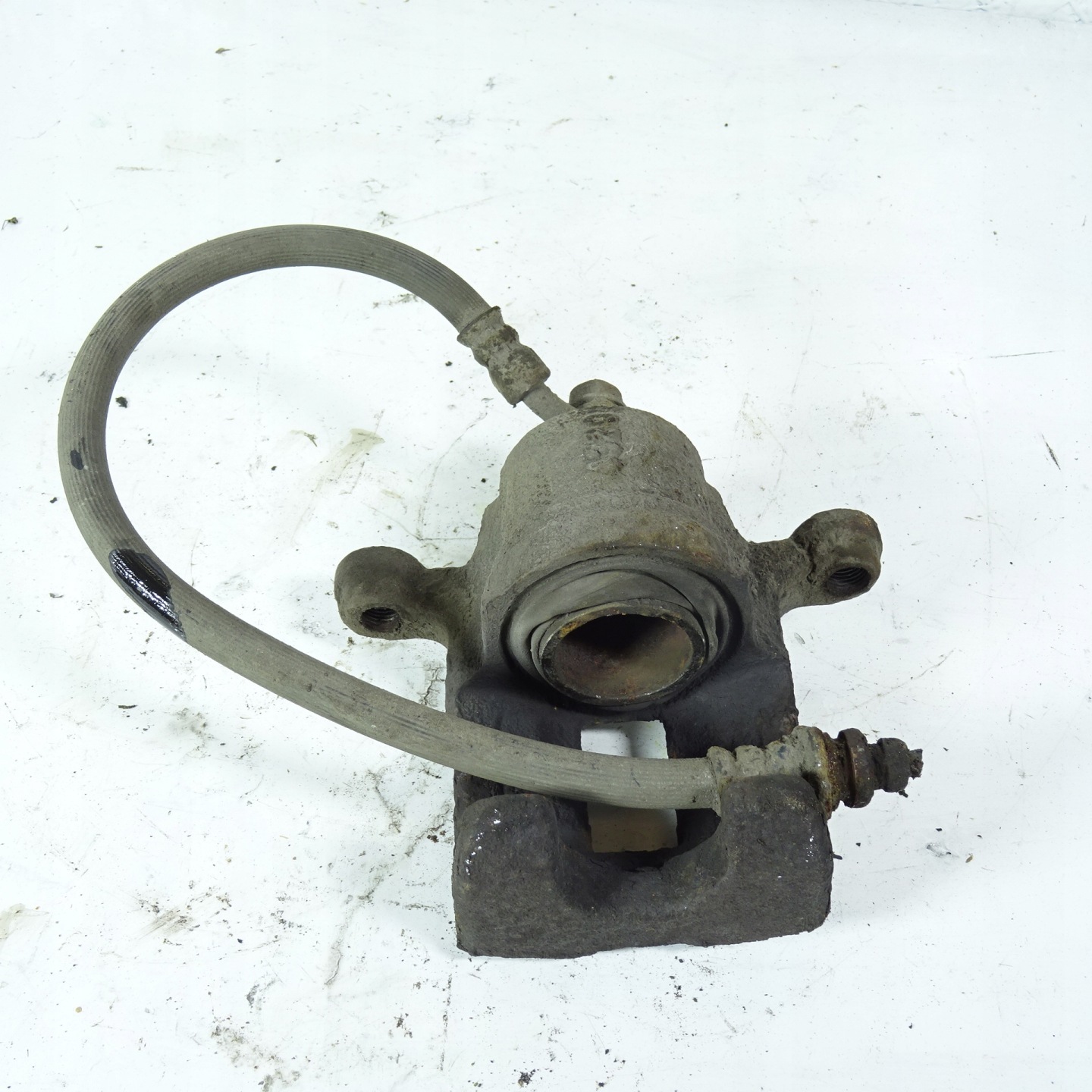 SUZUKI GRAND VITARA 1.9 caliper brake rear part right