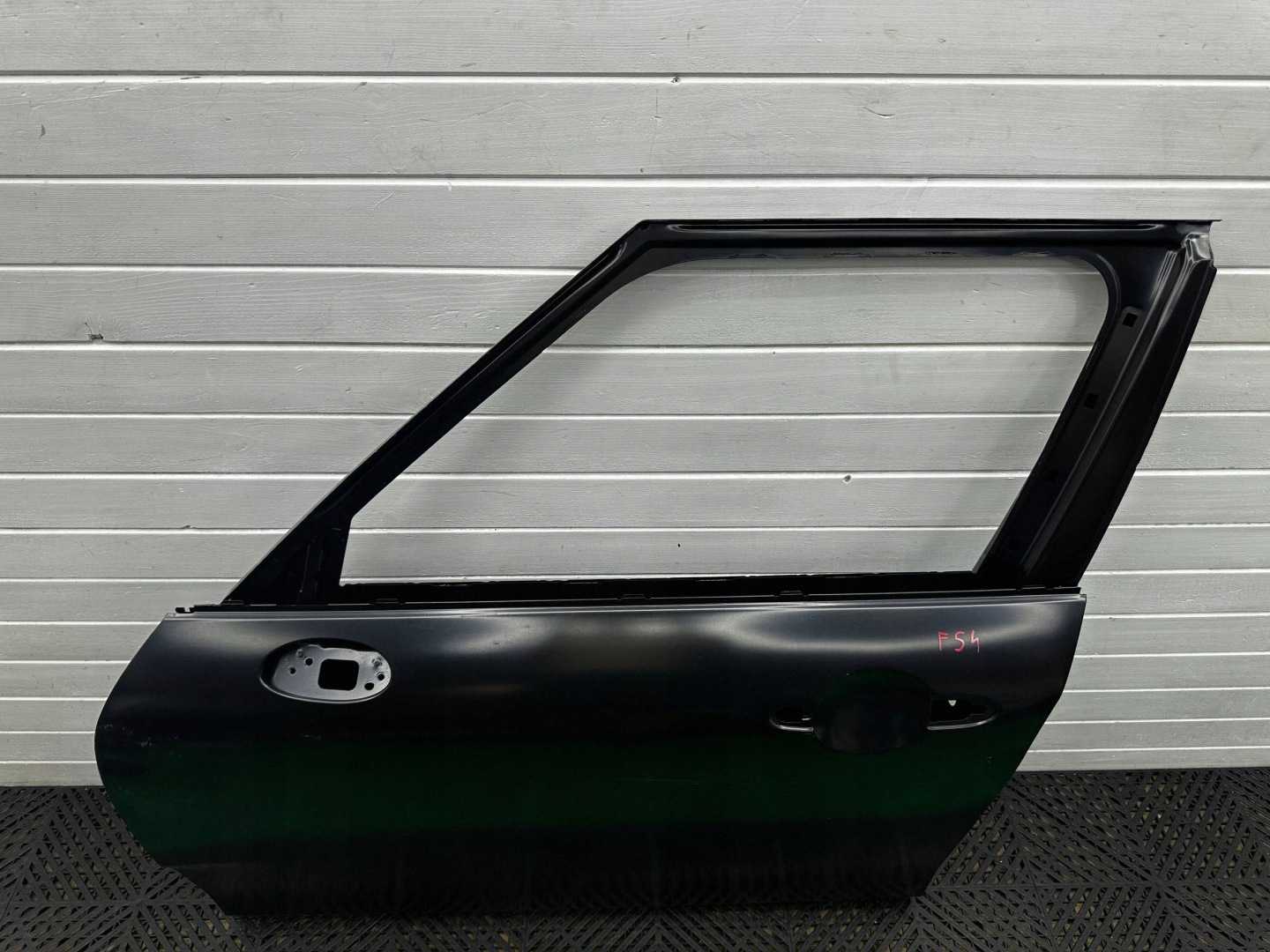 door front front side left Mini Clubman F54