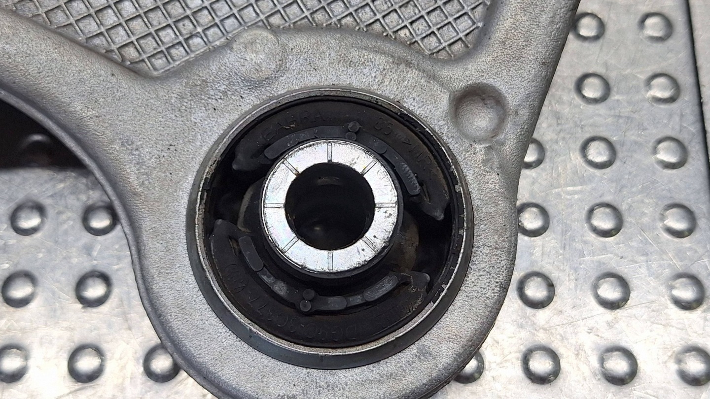 arm right front 060379G FORD MONDEO MK5