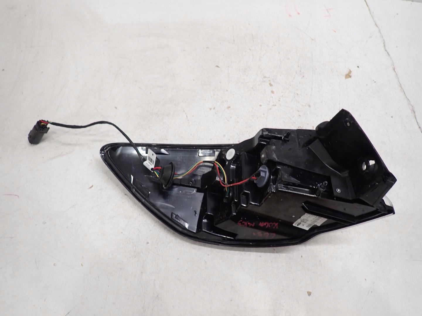 light rear part rear right FORD KUGA MK3 2019- LV4B-13404-BE