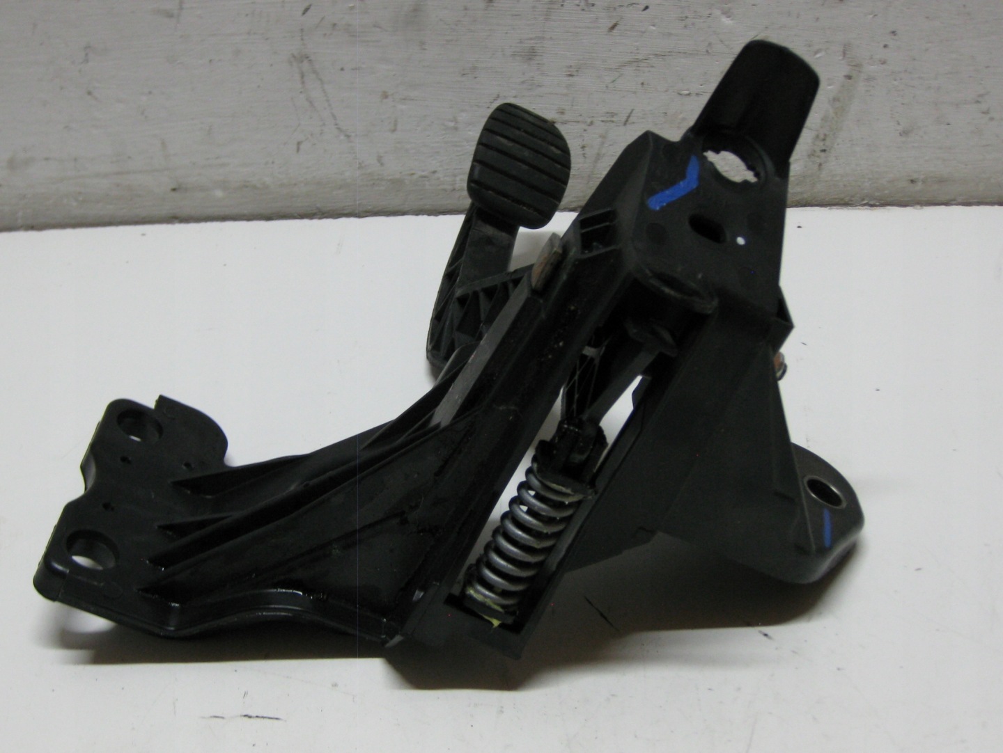 RENAULT MASTER III LIFT clutch pedal holder 070112