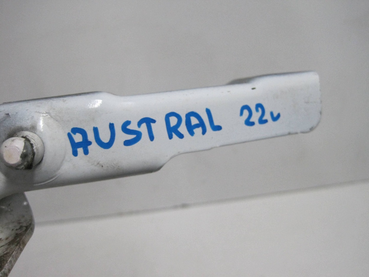 scharniere der motorhaube rechts RENAULT AUSTRAL 654008358R