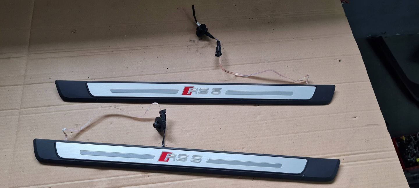 RS5 8W LIFT S5 moulding LED cap threshold left right SLINE KOMPLET