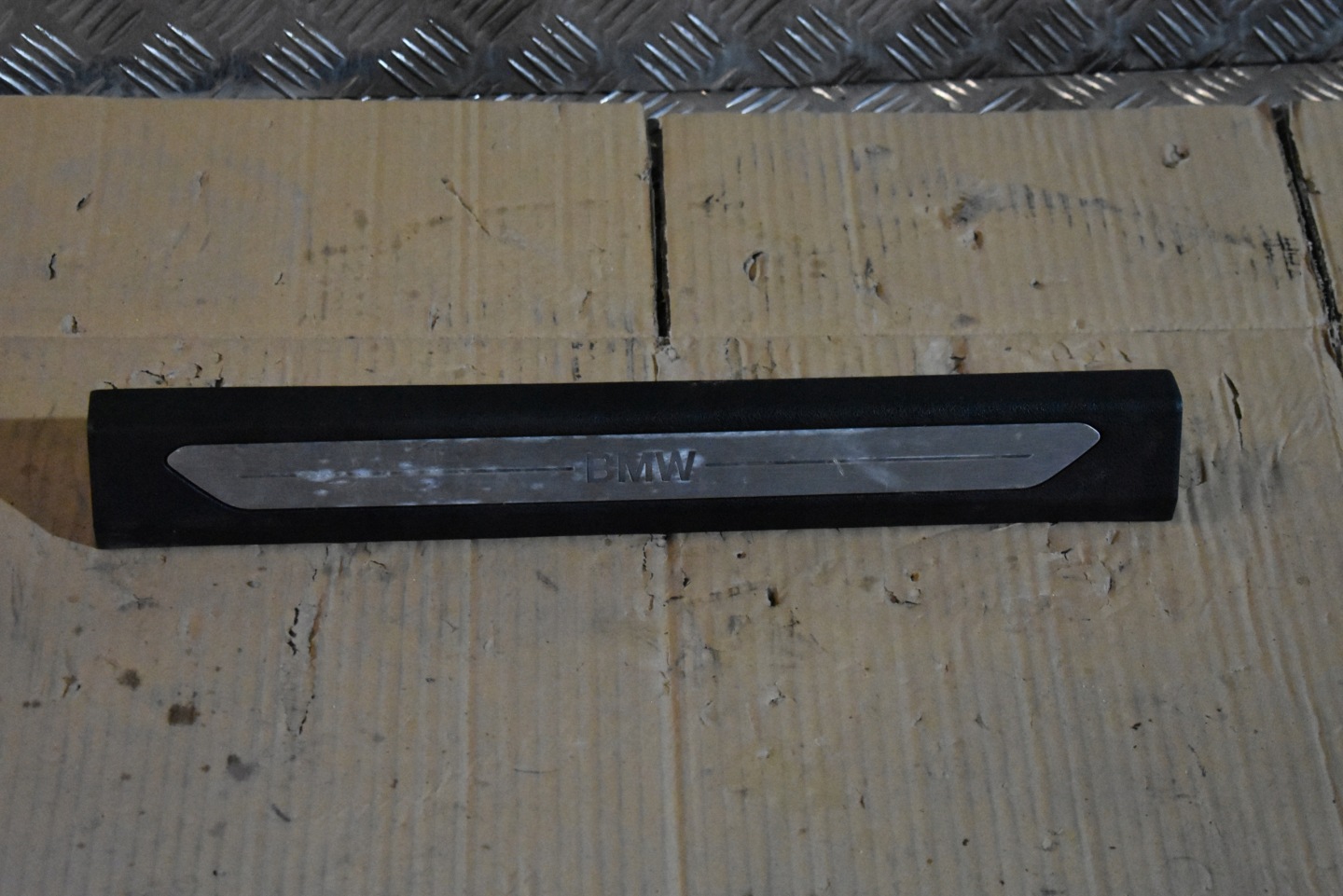 moulding cap threshold rear left BMW G05 G07 1
