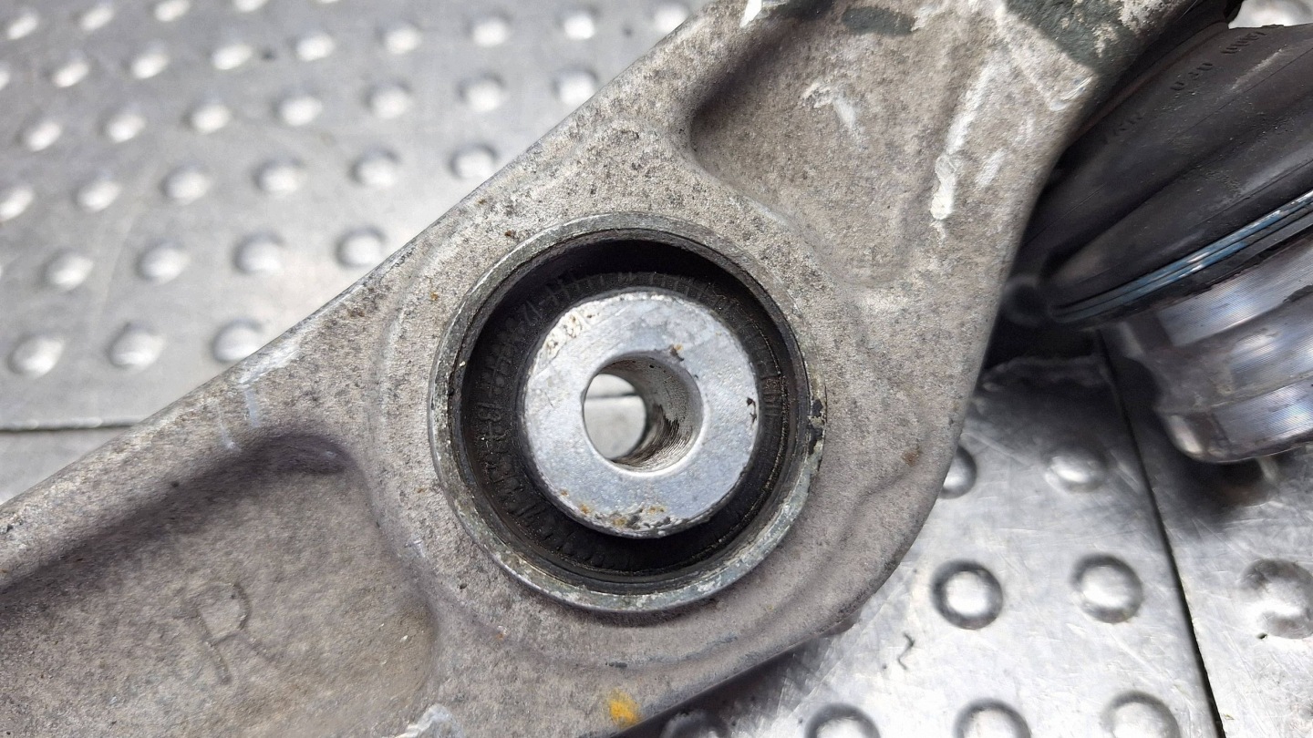 arm right front PROSTY 8K0407156C AUDI A4 B8 A5 8T A6 C7 A7 4G