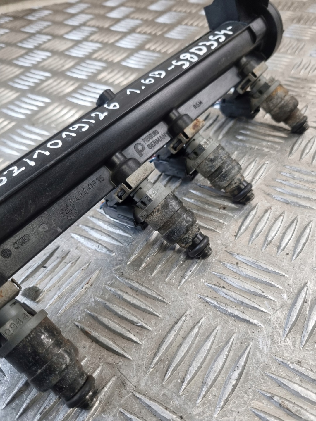 kraftstoffverteiler einspritzleiste SEAT ALTEA 1.6B