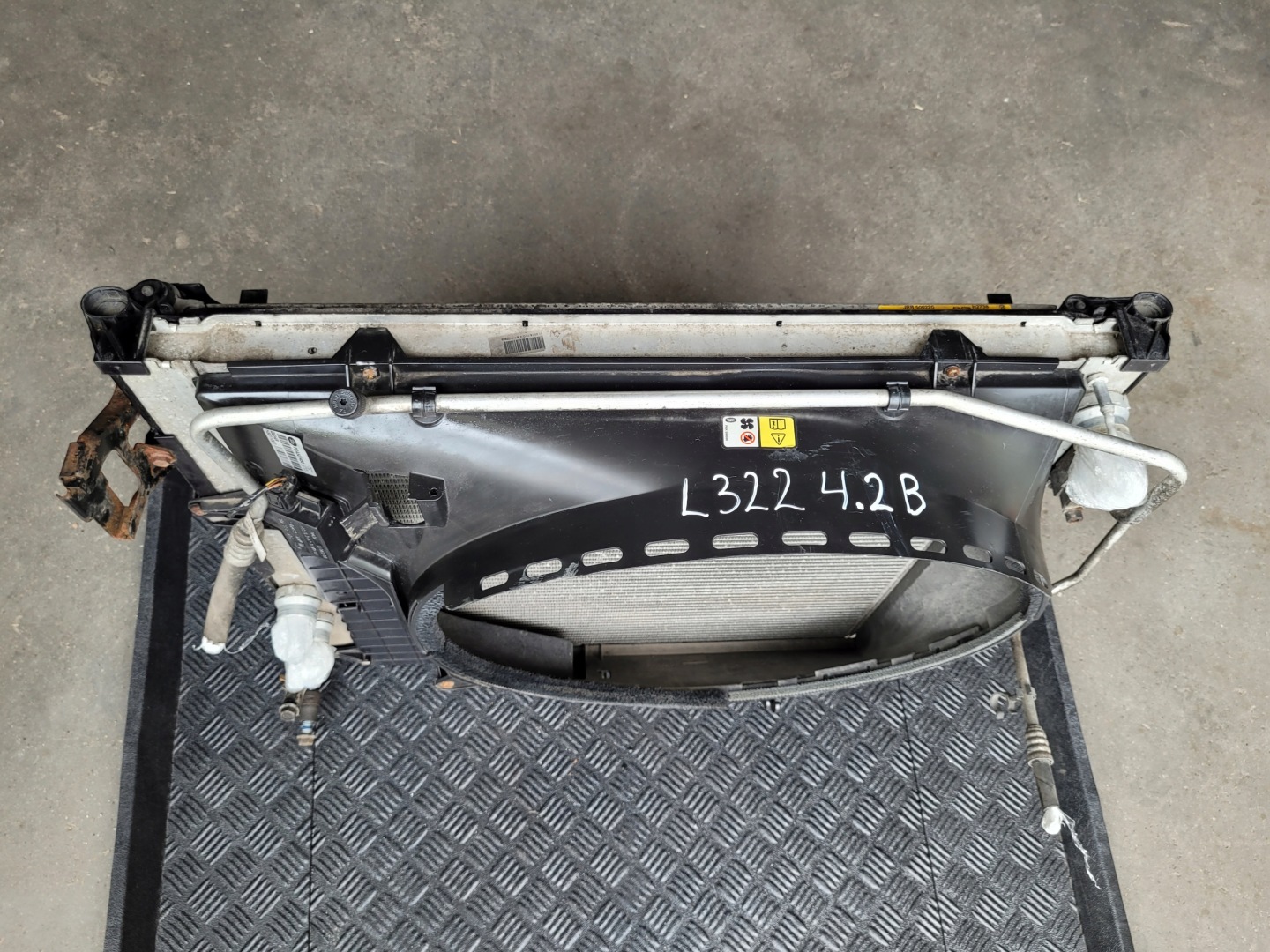 radiator KOMPLET 4.2 RANGE ROVER III L322