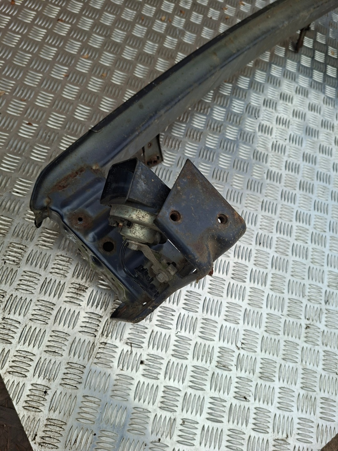 výstuha priečka predok predné FORD MONDEO MK4 LIFT