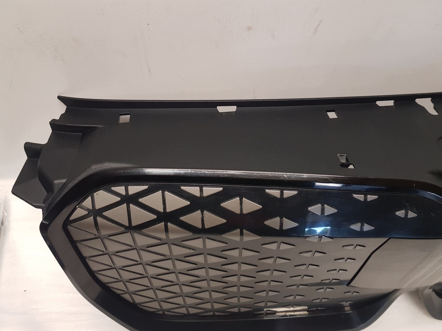 mask NERKI BMW iX1 U11 BEV m-csomag SHADOWLINE 5A7D665