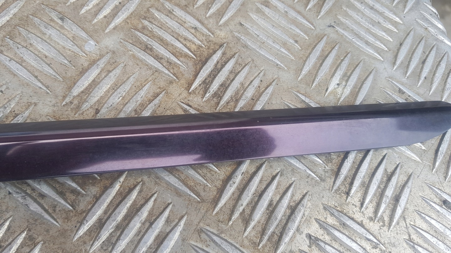 W211 moulding dust rear part sedan left right