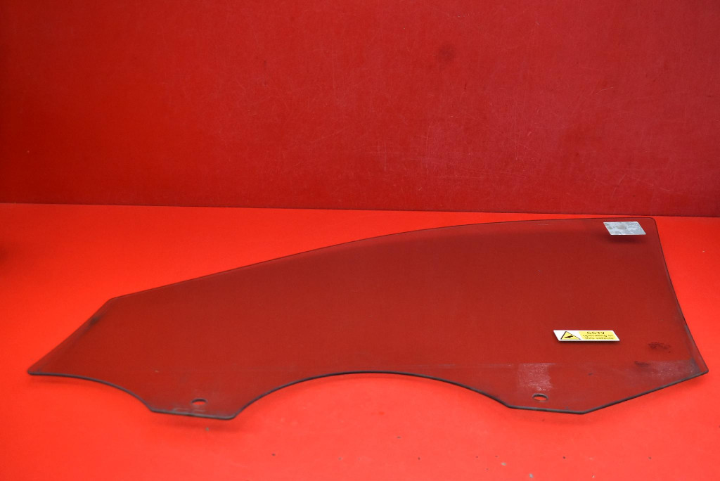window side right front front SKODA RAPID 1 and KOMBI 12-19