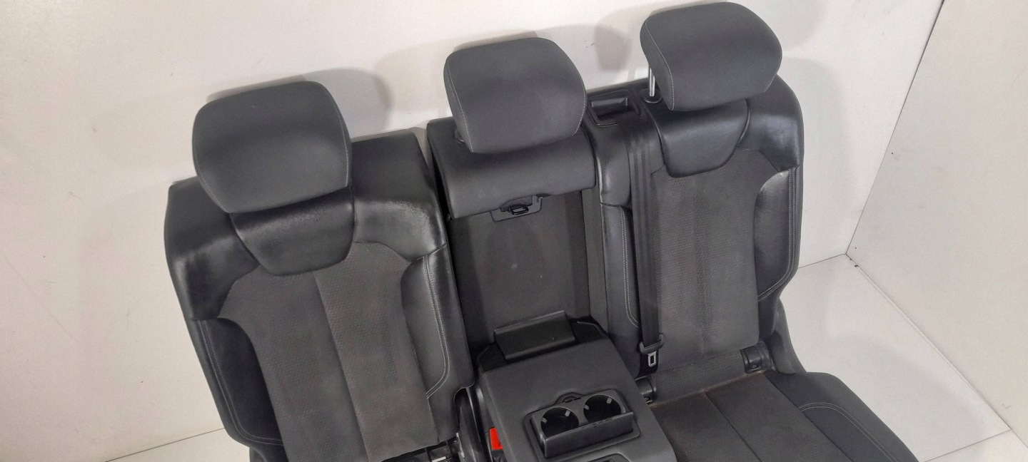 Audi Q5 80A SQ5 FY S-Line Sitz hinten (QT30)
