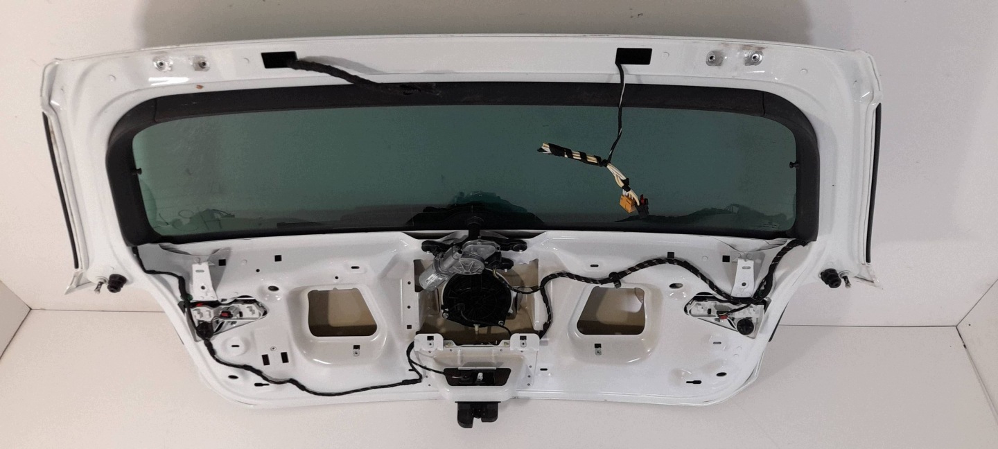 Volkswagen Golf VII Hatchback 2016r trunk door boot (H342)