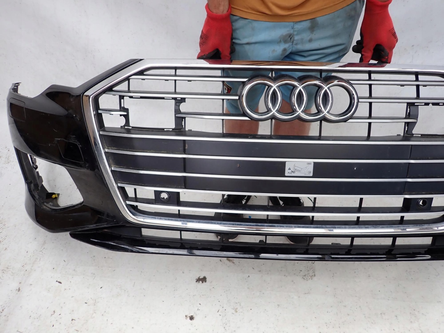 AUDI A6 C8 4K 18-> bumper front front washer PDC