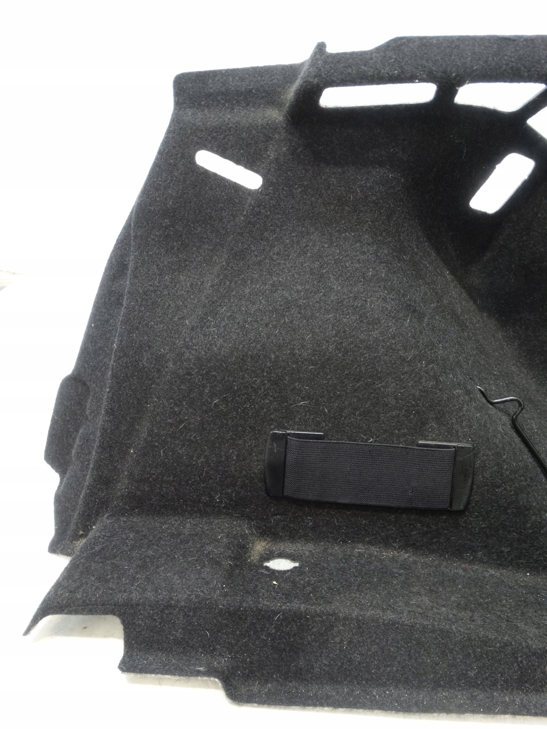 boot upholstery right rear part BMW F20 2013R. 51477249620