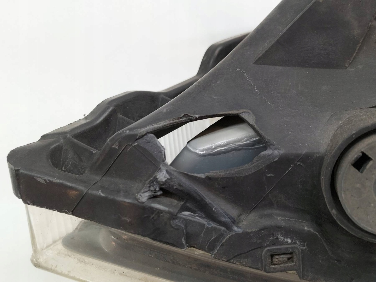 light front 8200701356 right TRAFIC II damaged Opel Vivaro and