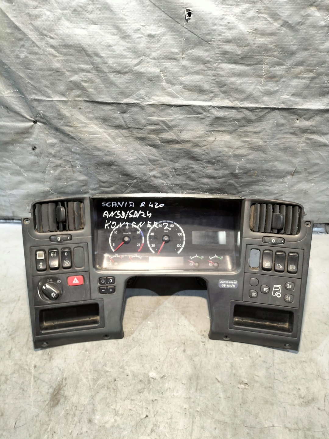 dials dials Scania R 2005r.