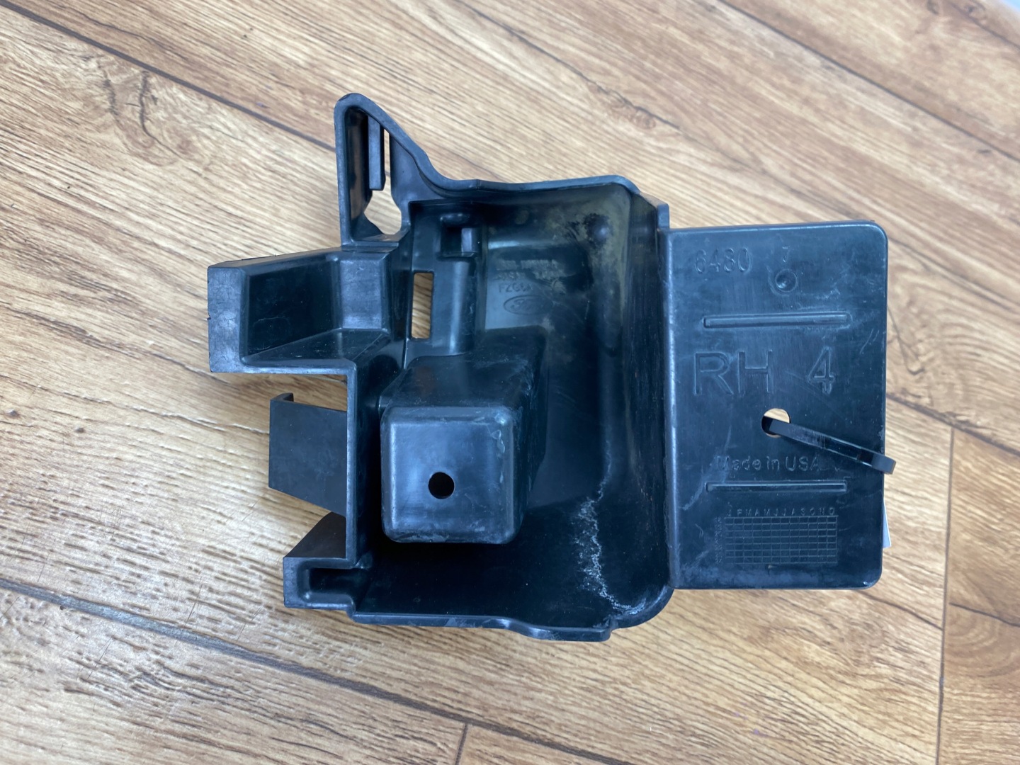 Droite Support Support plaque Pare choc Arrière Ford Explorer VI 20+ USA