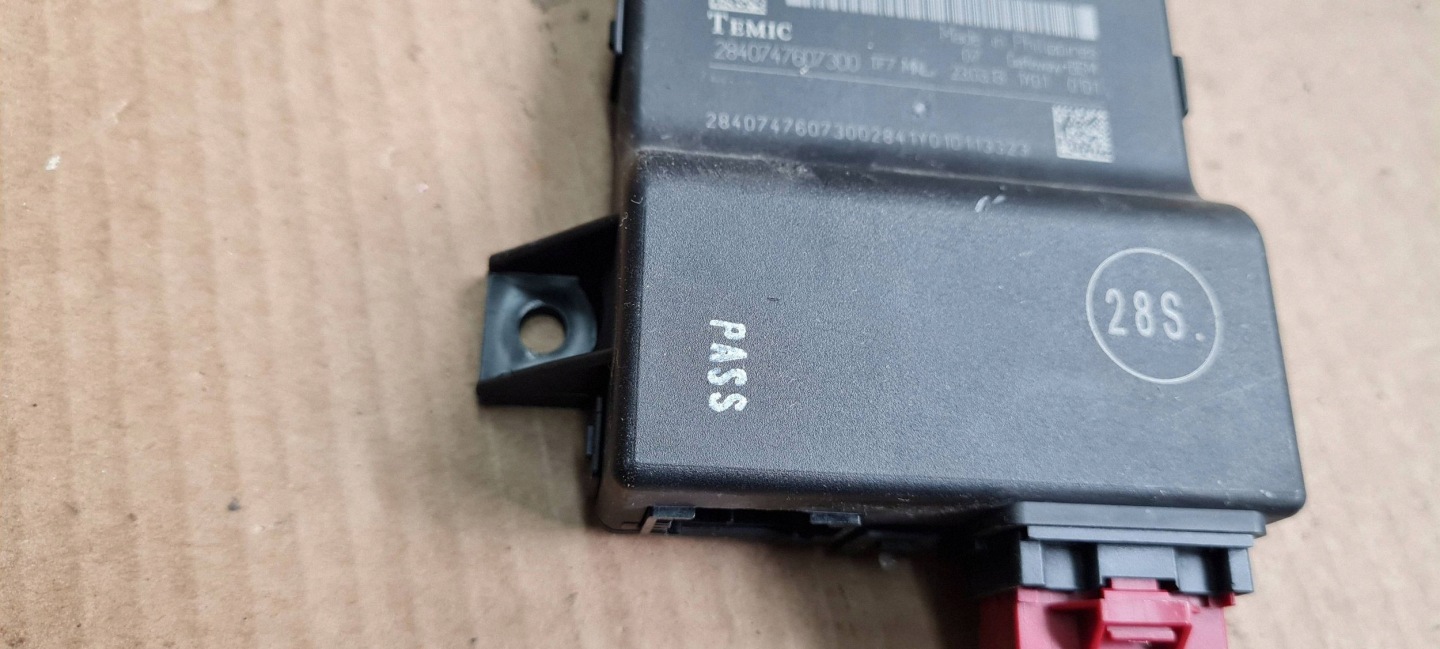 S5 8T A5 LIFT module control unit GATEWAY 8R0907468N A4 B8 Q5 8R