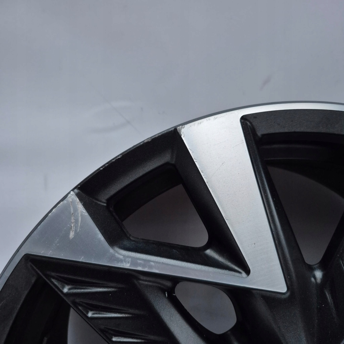 CUPRA FORMENTOR 5FF 20- disk hliníkový 19" 5FF601025R