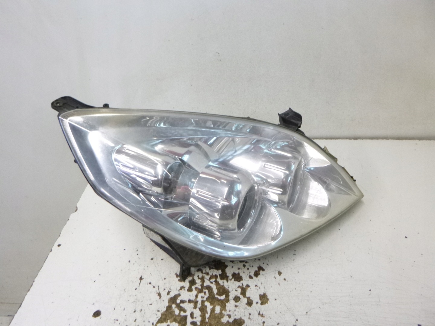 light front right Opel Vectra C Lift 2007r. GM VALEO 93192378