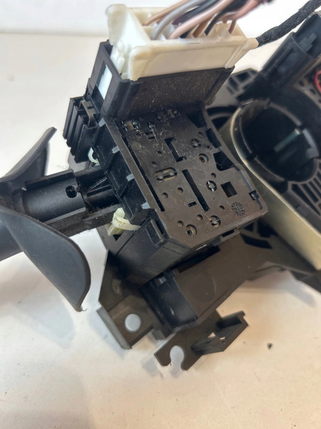 steering wheel levers and controls ring Dacia Sandero and
