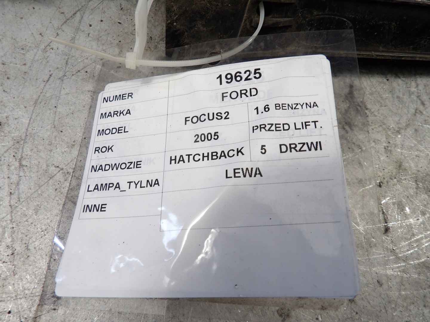 Ford Focus MK2 Licht hinten links