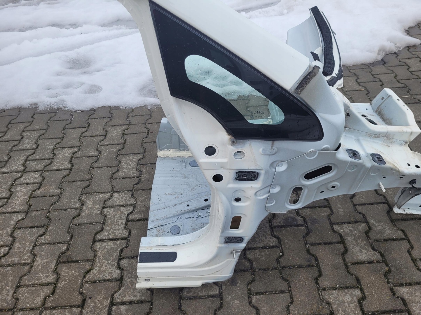 quarter front left quarter window bodywork XDF NISSAN LEAF II ZE1