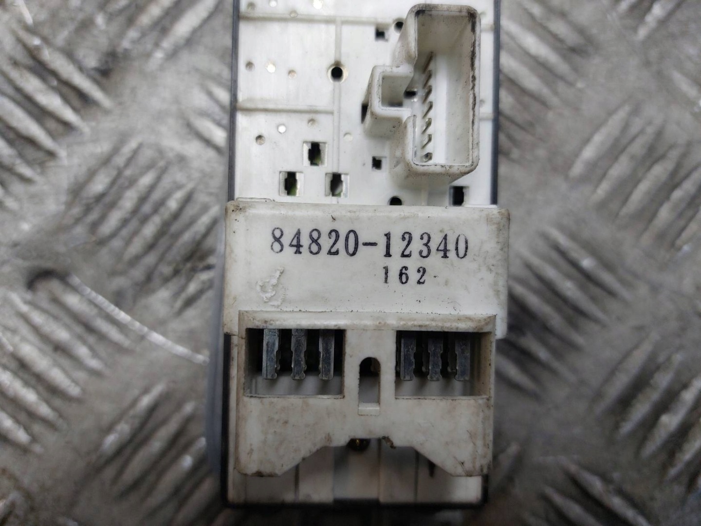 control panel of the window TOYOTA COROLLA E11 LIFT 84820-12340