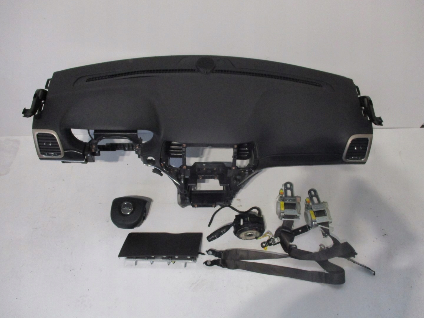 dashboard console pulpit JEEP GRAND CHEROKEE 13R