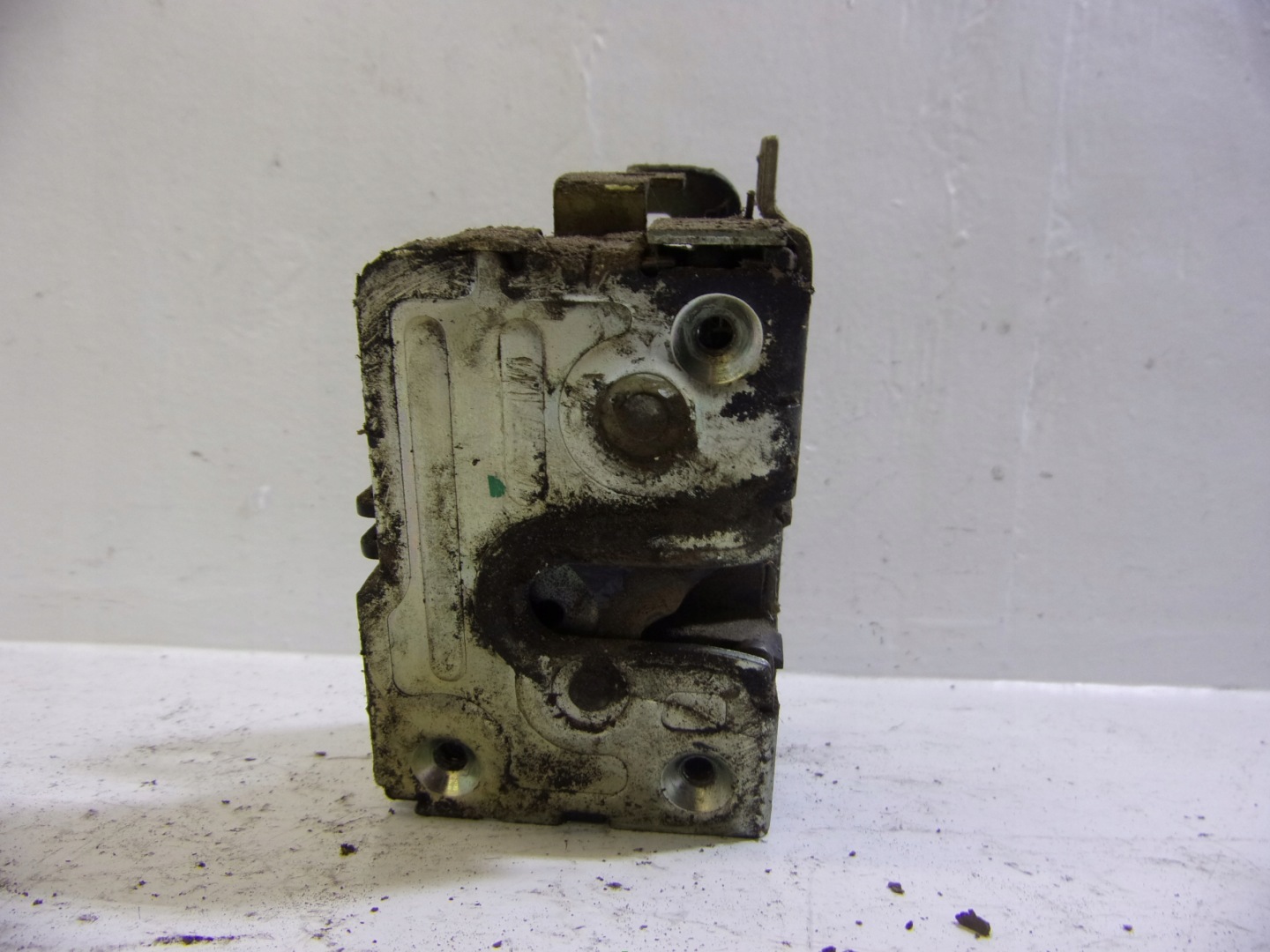 lock door CENTRALNY left front DACIA LOGAN