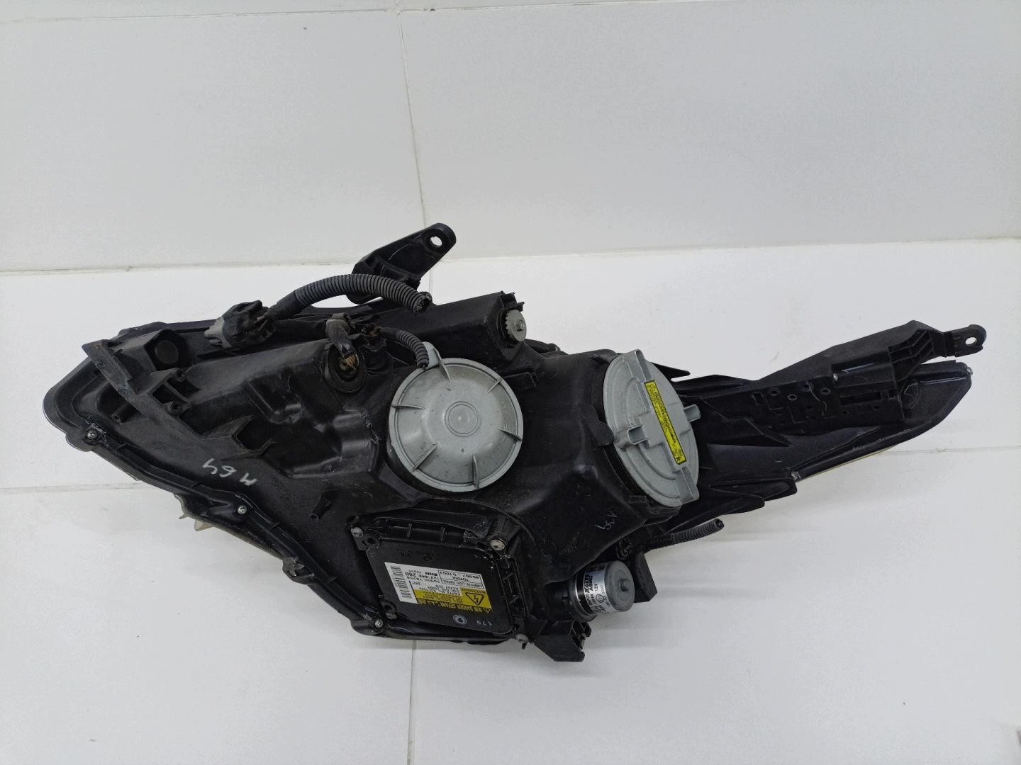 light front right side Toyota Avensis 3 T270 facelift ZRT272W 2012