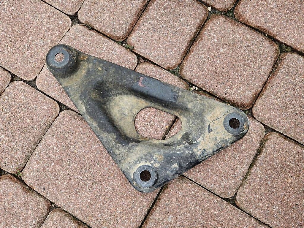 bracket console springing sheet metal cover left Opel Meriva B