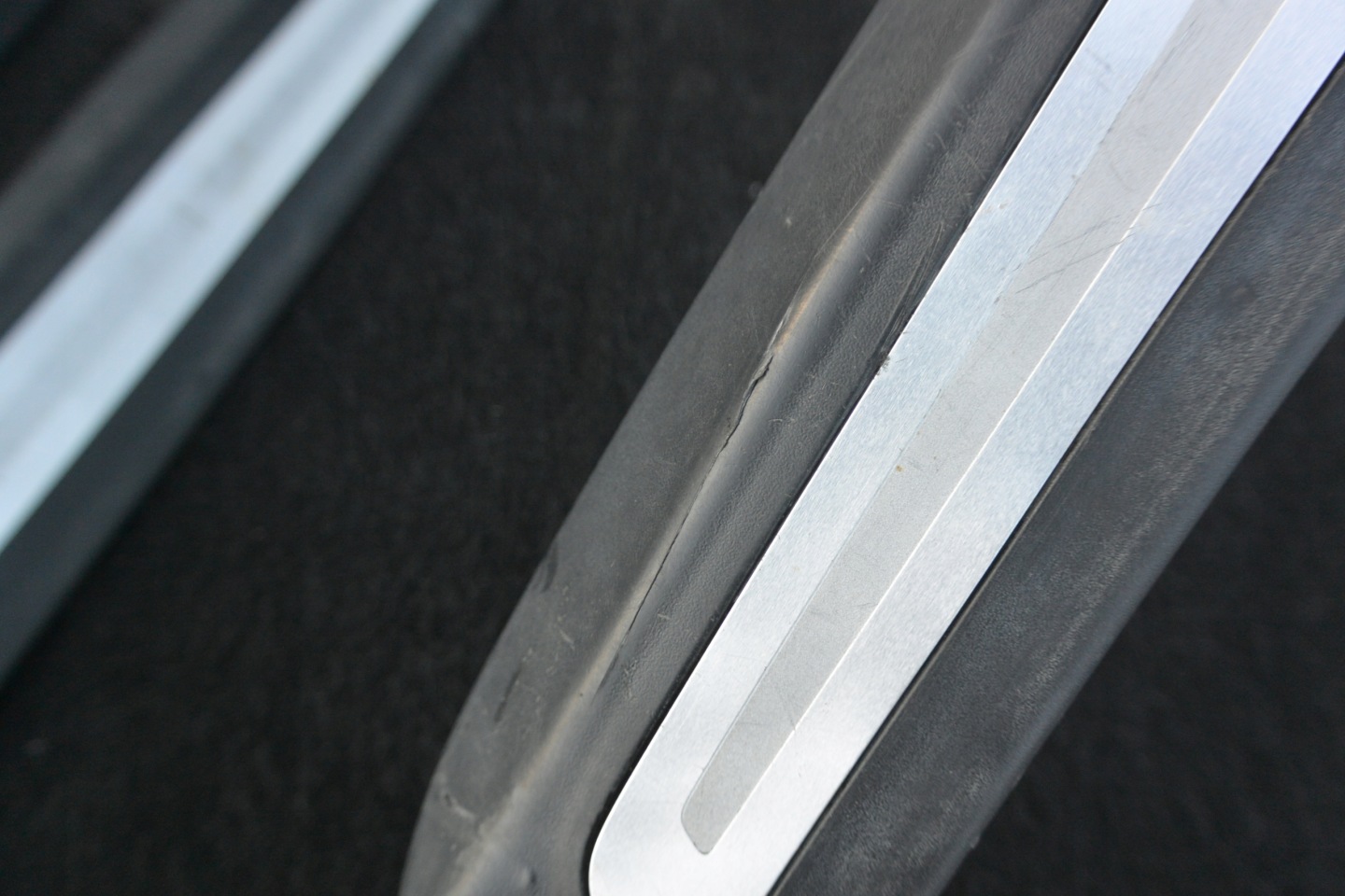 Moulage Couverture Jupes Interne AUDI Q7 4L KOMPLET