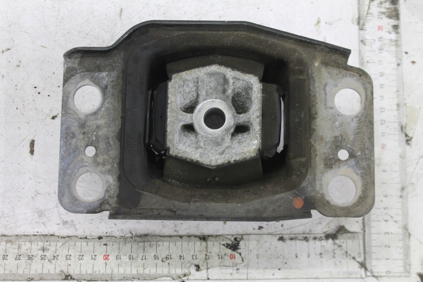 GETRIEBEHALTER 6G91-7M121-AC GALAXY MK3 2.0 TDCI 06