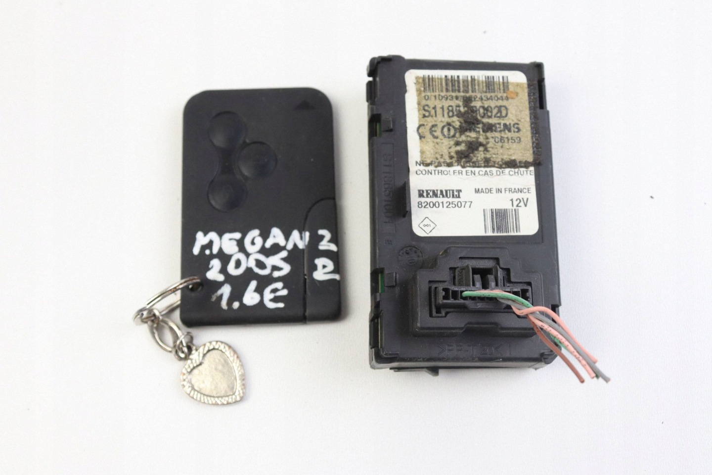 RENAULT MEGANE II card reader KARTY ignition 8200125077 S118539002D