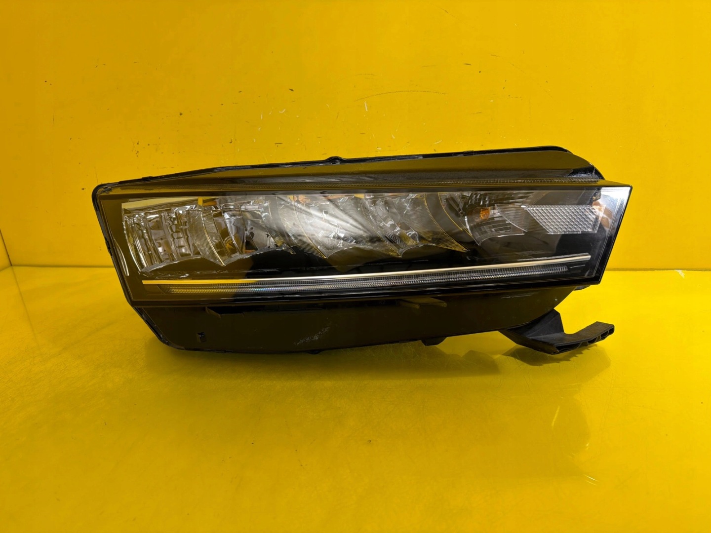 light right Skoda Octavia IV 20- Led 5E4941016