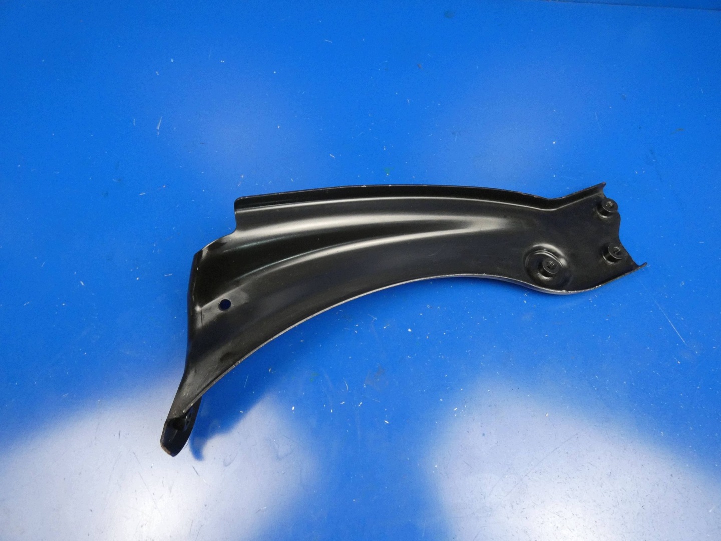 SKODA SUPERB III Support plaque Console Poignée Aile Droite Avant