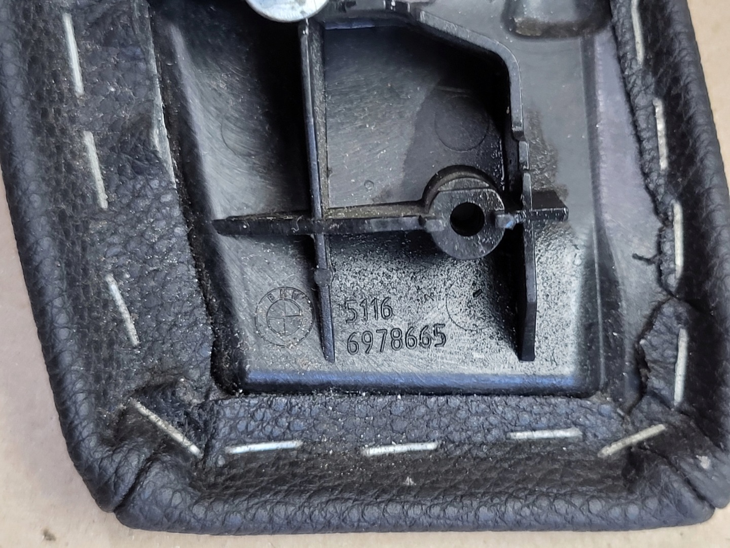 PANEL Copri PODLOKIETNIKA BMW 5 E60 E61 6978665 OE EU