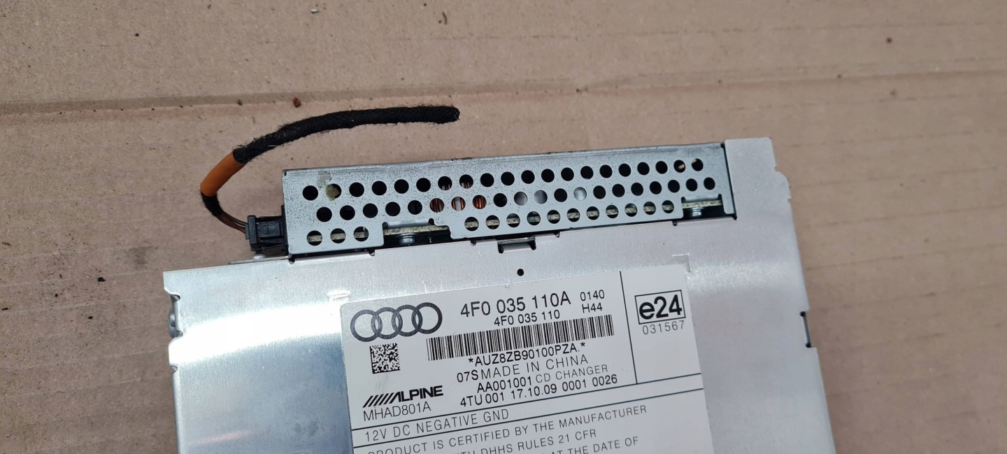 A6 C6 LIFT changer CD player 4F0035110A A4 B8 A5