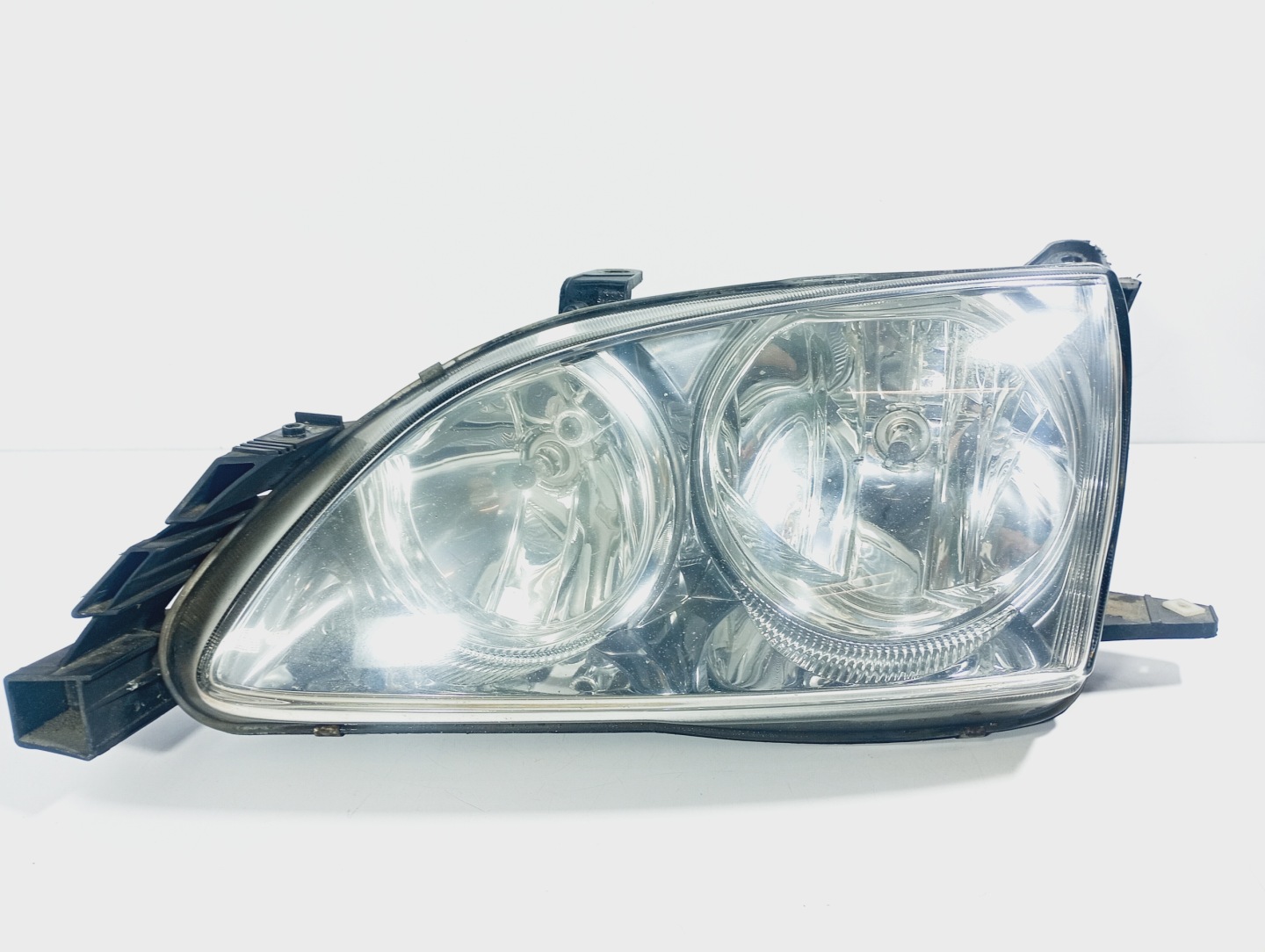 light left front REFLEKTOR left front 54534381 Toyota Avensis T22 00-03