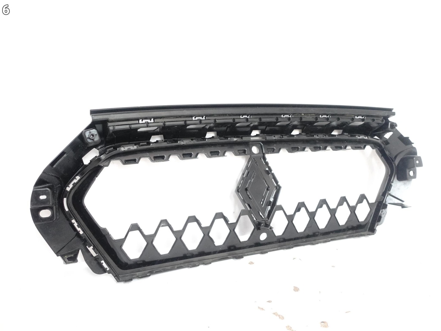 RENAULT CLIO VI X60 25- pillar support frame below grill ATRAPE front